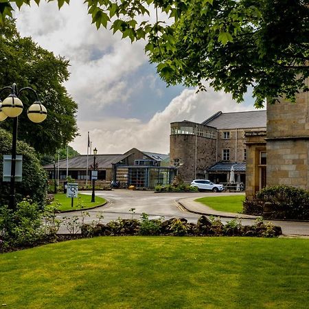 Weetwood Hall Estate Hotel Leeds  Exterior photo