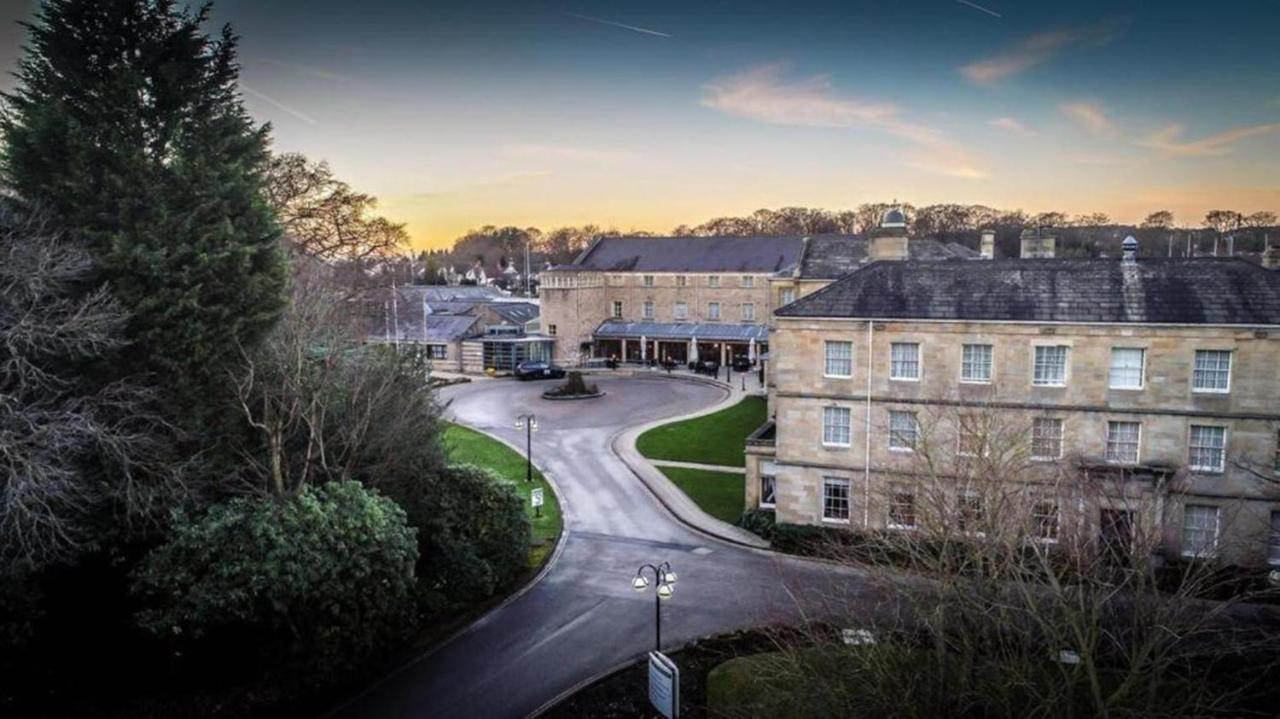 Weetwood Hall Estate Hotel Leeds  Exterior photo